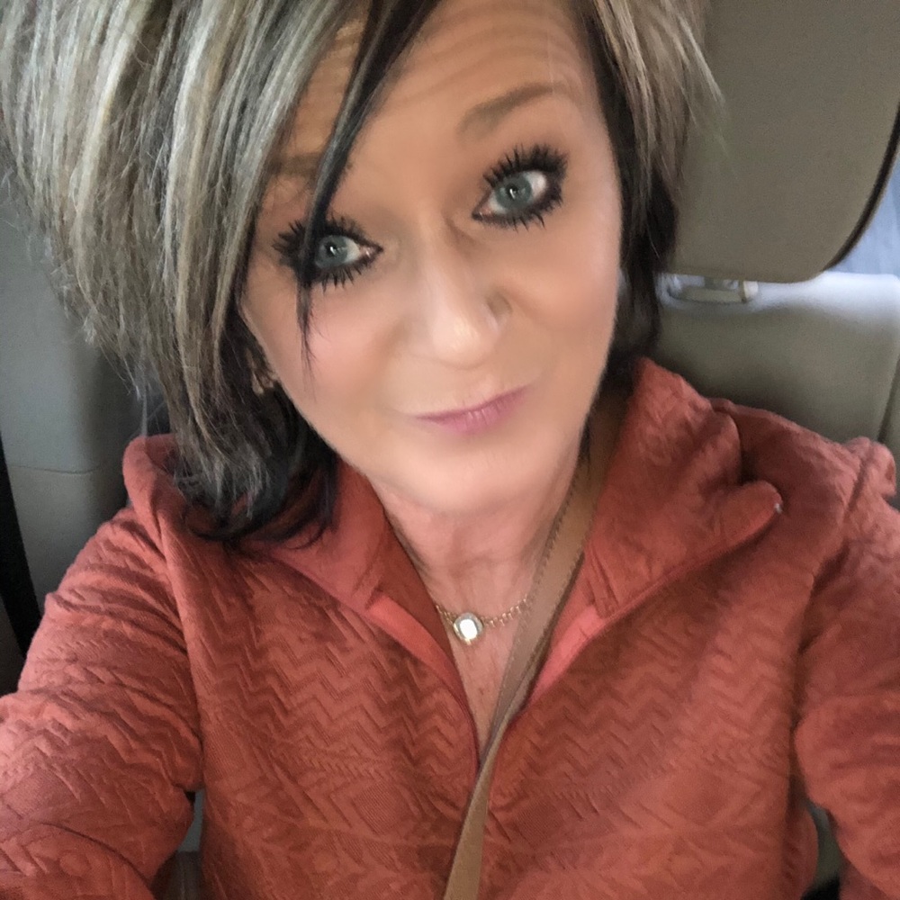 Meet your Posher, Janet